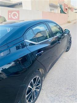 نیسان سێنترا